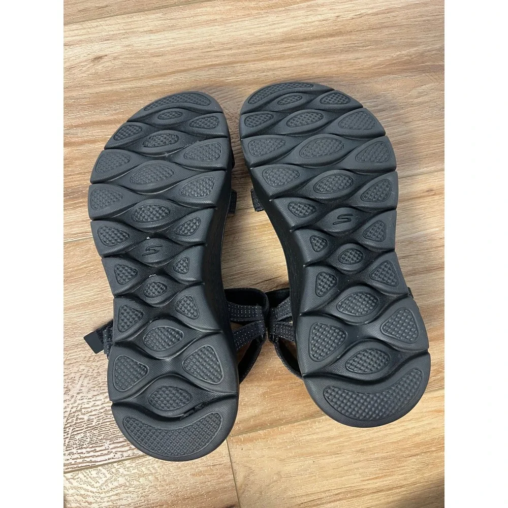 Skechers go 600